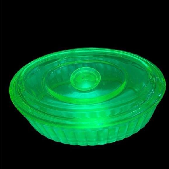 Vintage 1930s Anchor Hocking Oval Uranium Green Ribbed Depression Glass - Picture 3 of 10